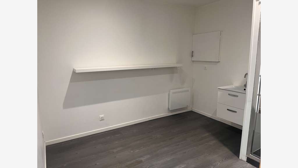 Local commercial 40m² à louer au Taillan‑Médoc