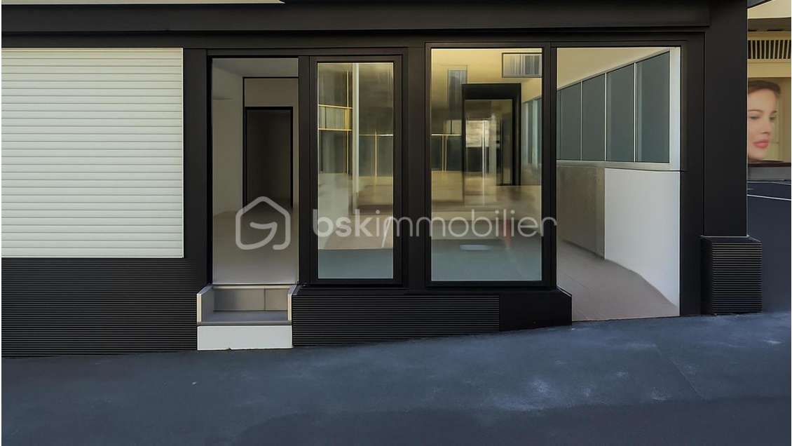 Location local commercial 140m² centre du Tampon
