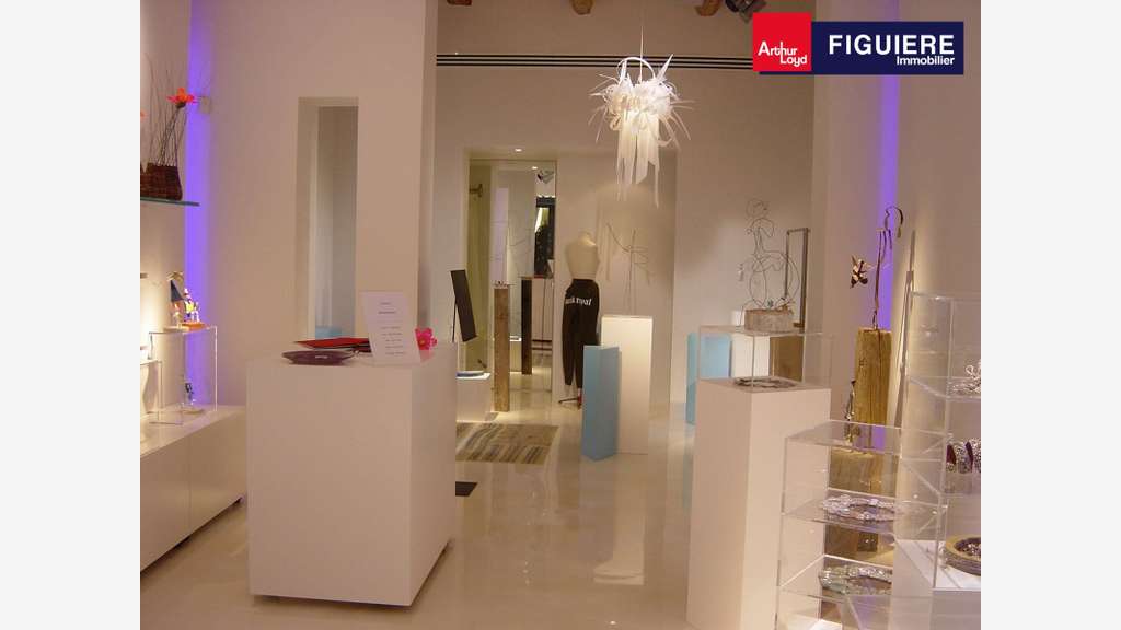 Local commercial 34m² en centre-ville d'Aix