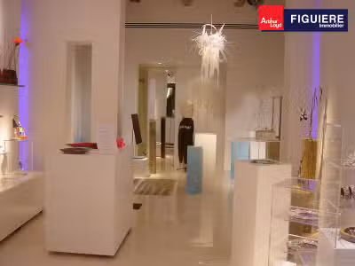 Local commercial 34m² en centre-ville d'Aix