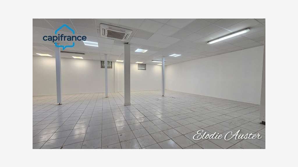 local professionnel 800m² à louer aux Abymes