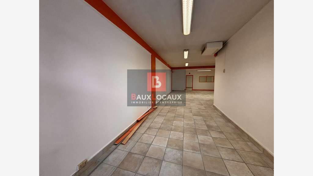 Local commercial 80m² à louer aux Angles
