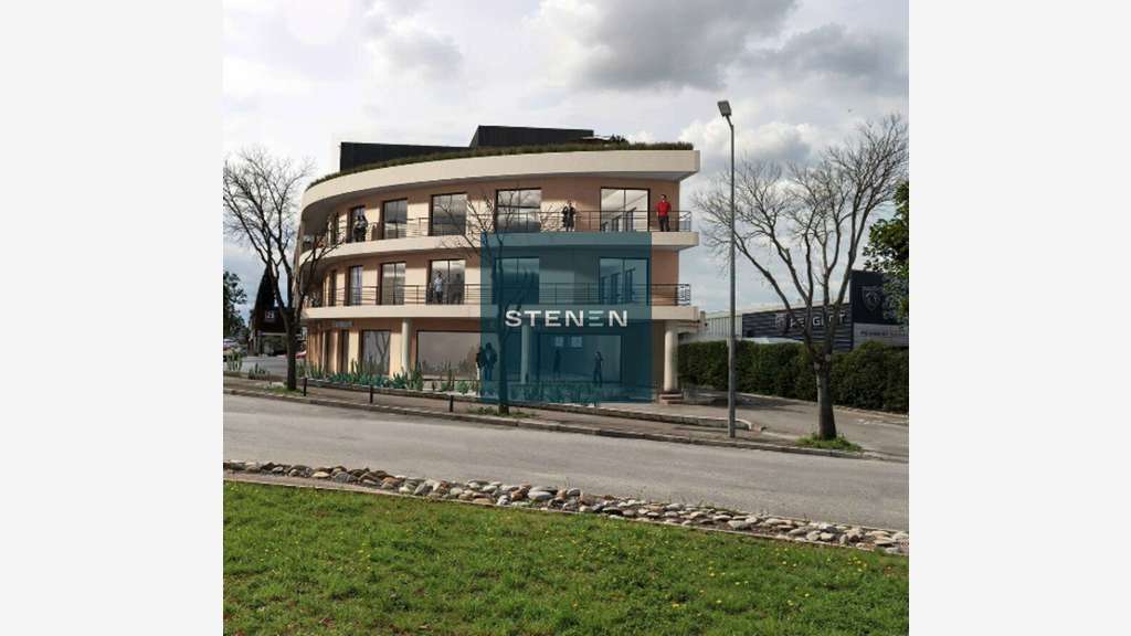Local commercial neuf au cœur de la zone des