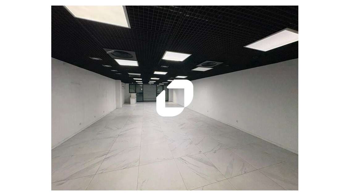 A louer Local commercial 143m² Les mureaux