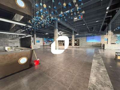A louer Local commercial 1444m² Les mureaux