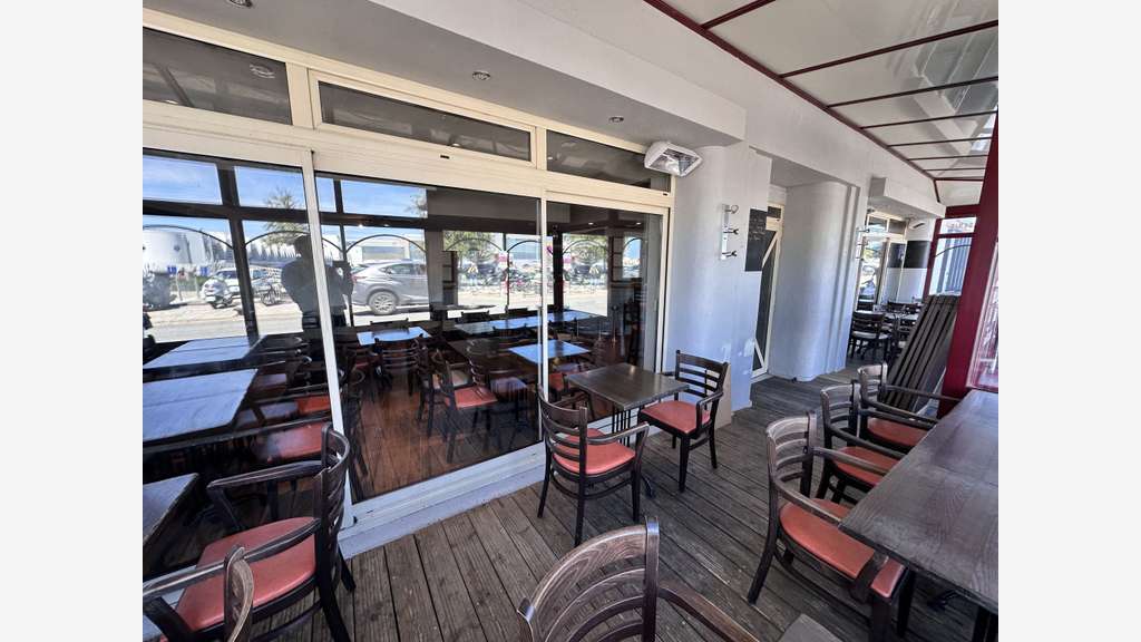 Loue local commercial de 170m² aux Sables d'Olonne