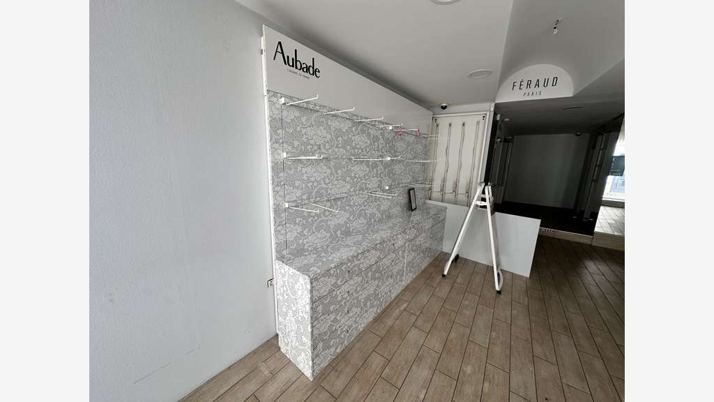 Location local 75m² Les Sables-d'Olonne centre
