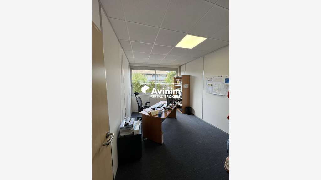 Local mixte d'activité et bureau 350m² Les Ulis 