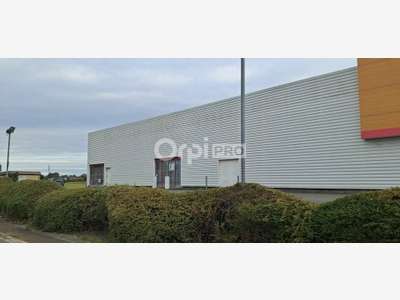 Local commercial de 370m² à louer à Lescar Soleil