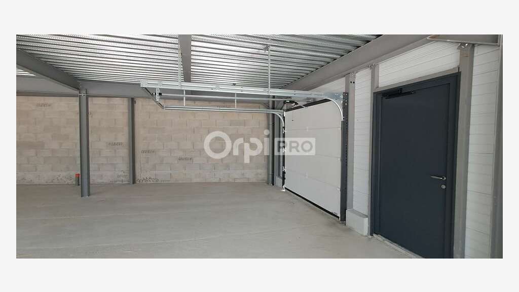Cellule neuve 594m² à louer sur Lescar Soleil