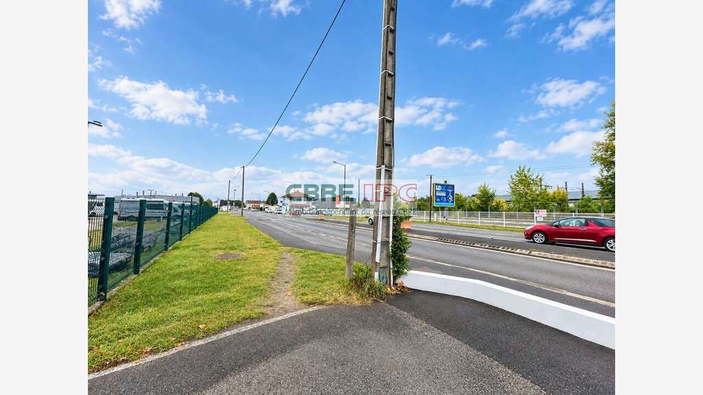 LOCATION - REF : 8506JF