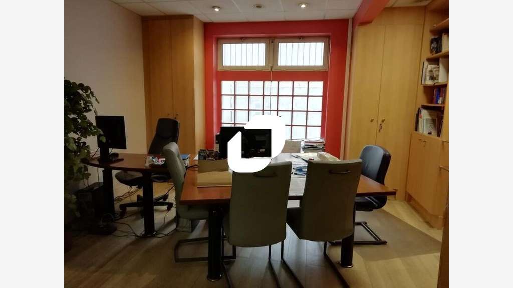 A louer Local commercial 307m² Levallois perret