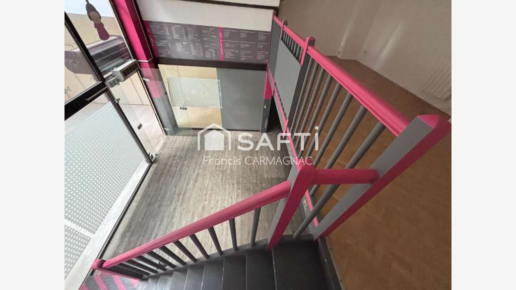 Location local commercial 50m² à Libourne centre