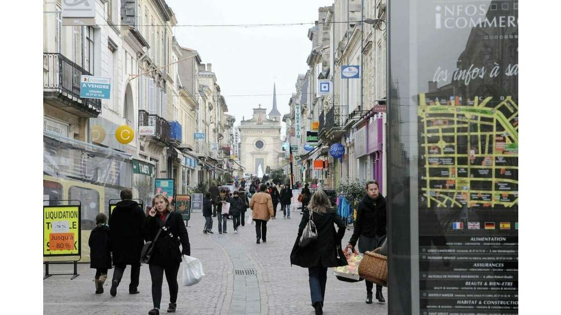 LIBOURNE - LOCAL COMMERCIAL à louer