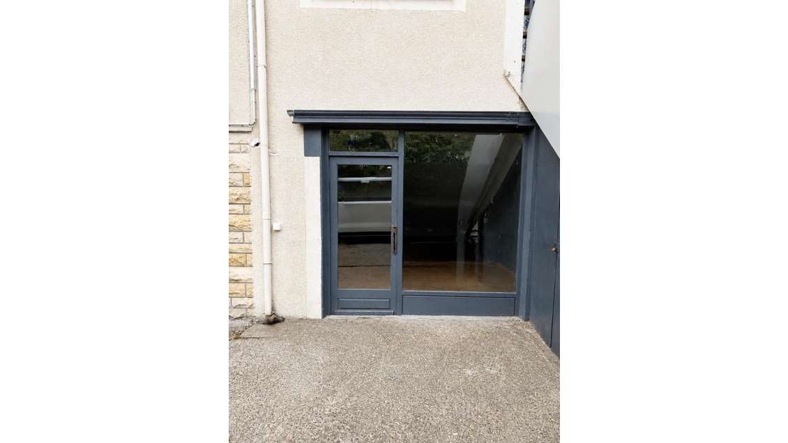 A louer local cial 48m² emplacement N°1 à Libourne