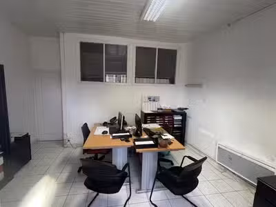 A louer local professionnel 42m² à Liffré centre