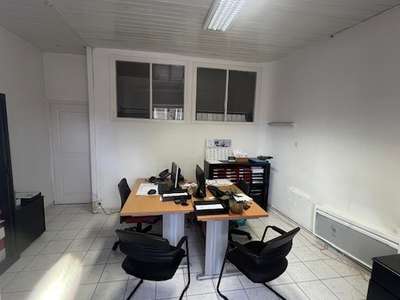 A louer local professionnel 42m² à Liffré centre