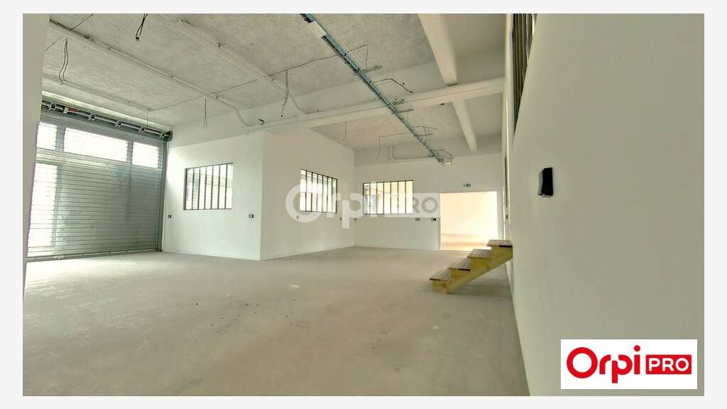 A louer local commercial 400m² à Lille 59800