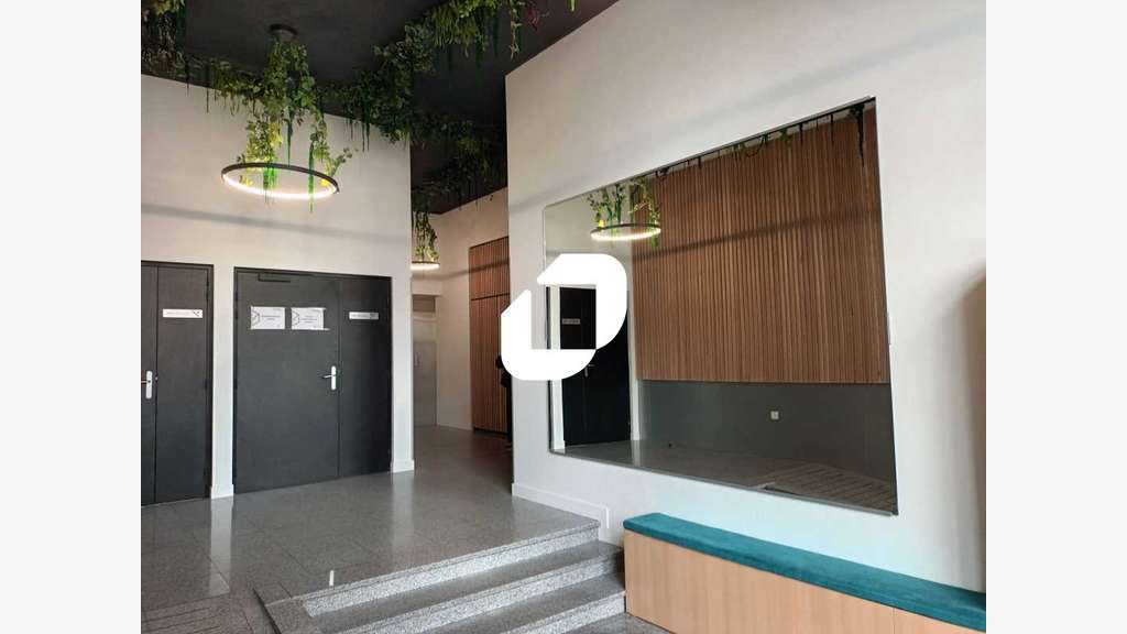 A louer Local commercial 241m² Lille