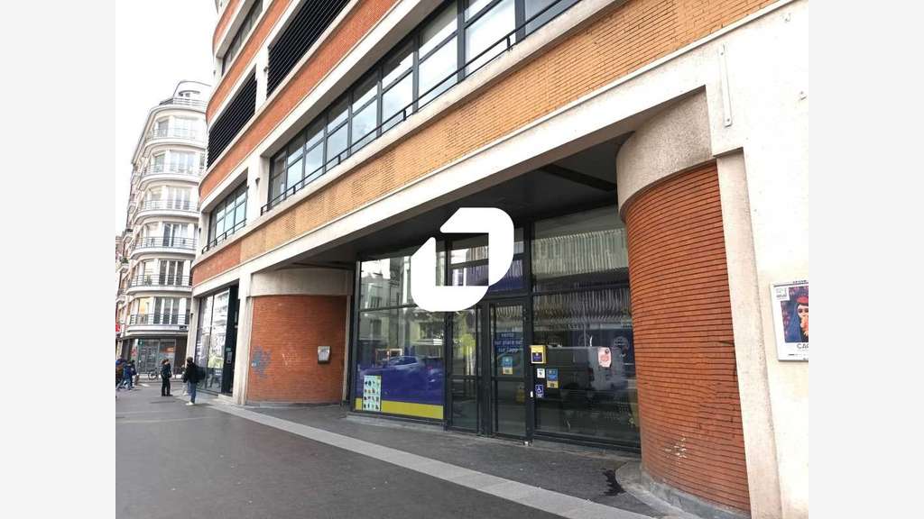 A louer Local commercial 241m² Lille