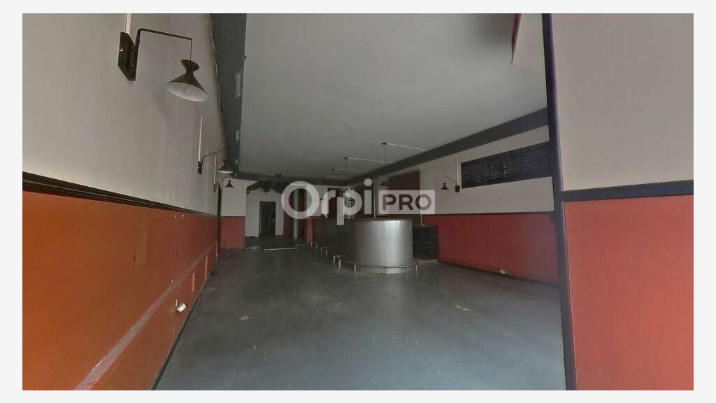 A louer local commercial de 85m² à Lille (59000)