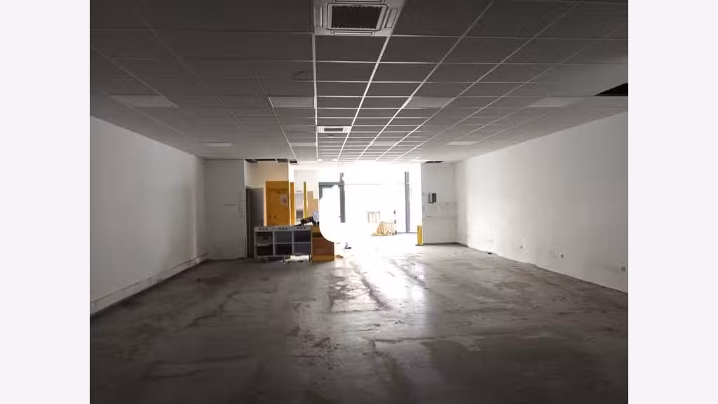 A louer Local commercial 241m² Lille