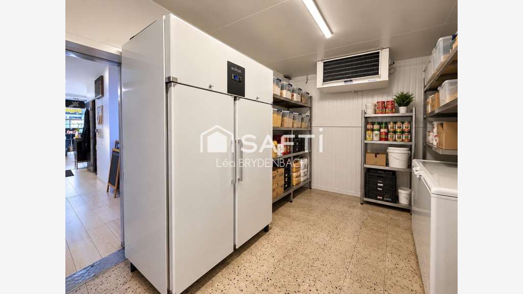 Local commercial à louer – 145 m² – Lille Bois-