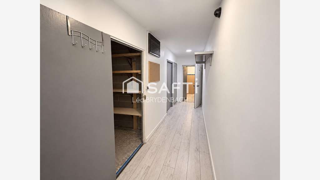 Local commercial à louer – 145 m² – Lille Bois-