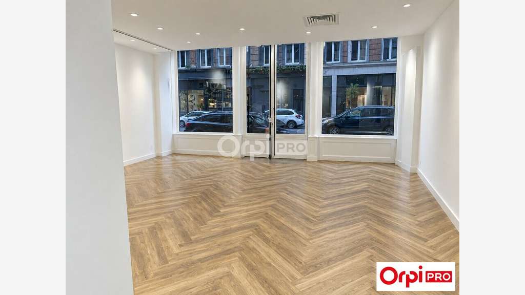 LOCAL COMMERCIAL - 115m2 - Lille 59800