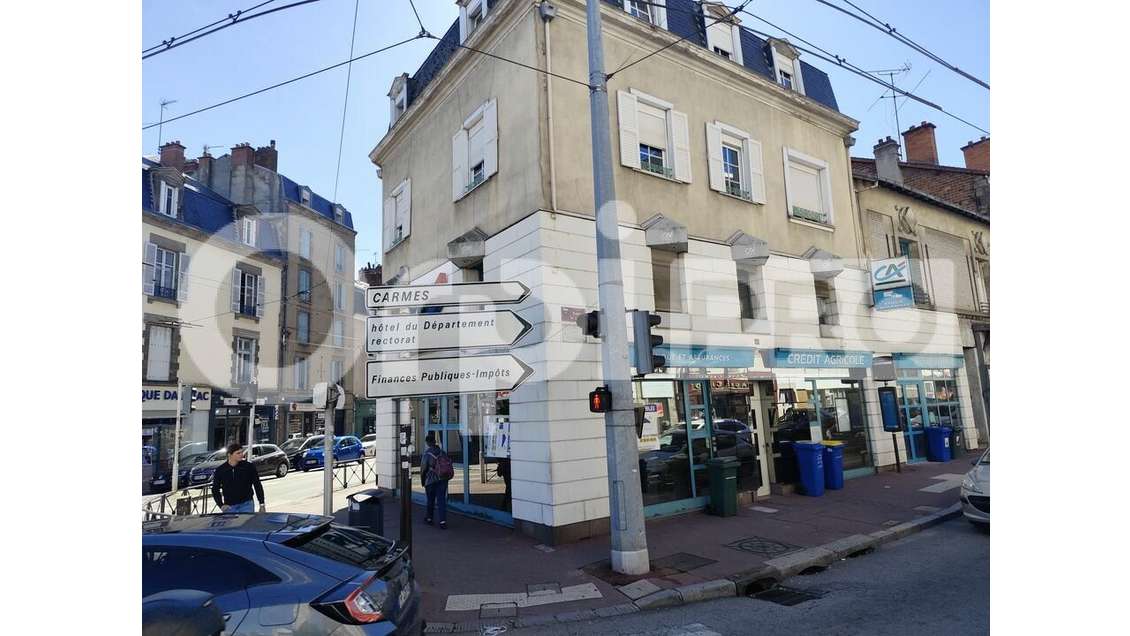 Local commercial 285m² à louer à Limoges