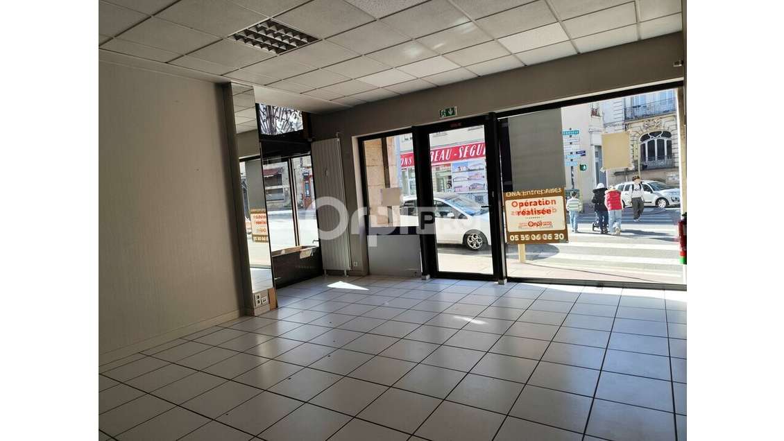 Local commercial 100m² à louer Limoges centre