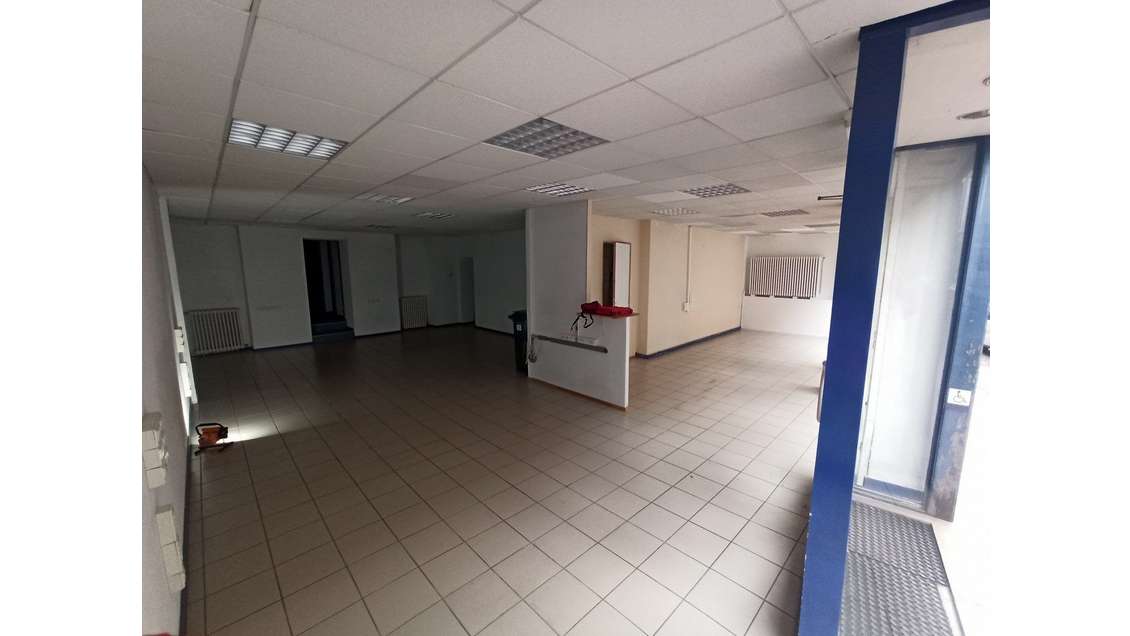 Location local N°1 bis 130m² à Limoges
