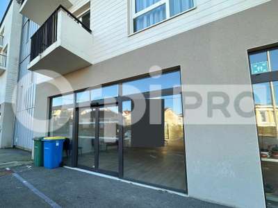 A louer local commercial 95m² à Limoges Ouest