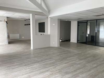 A louer grand local professionnel 270m² à Limoges