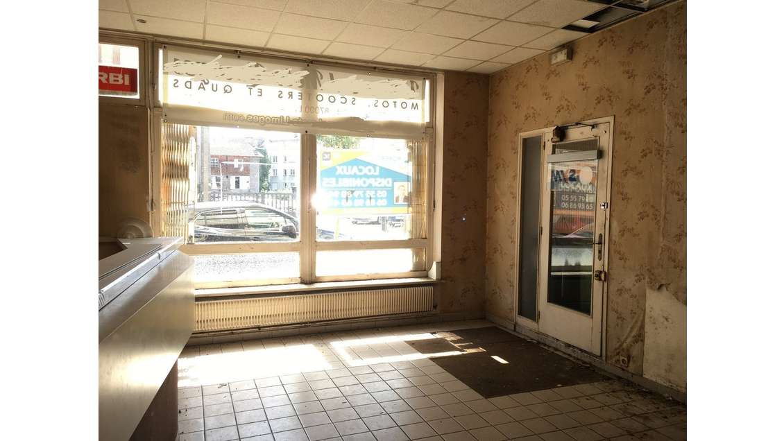 Loue local commercial de 75m² à Limoges centre