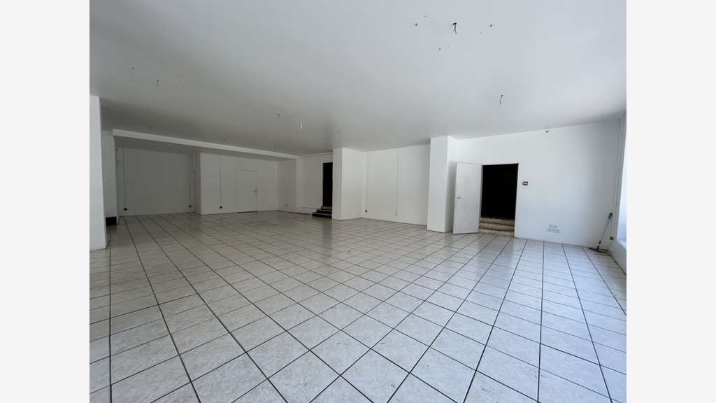 Loue local commercial 230m² au centre de Limoges