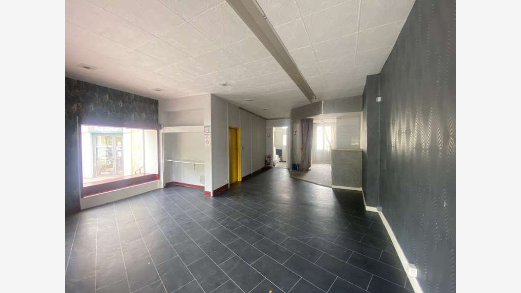 Local commercial 58m² bonne visibilité à Limoges !