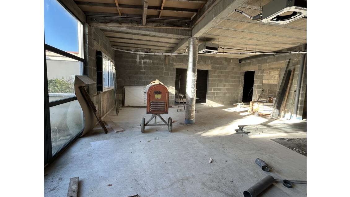 Local Commercial Neuf à Louer – Secteur Ré