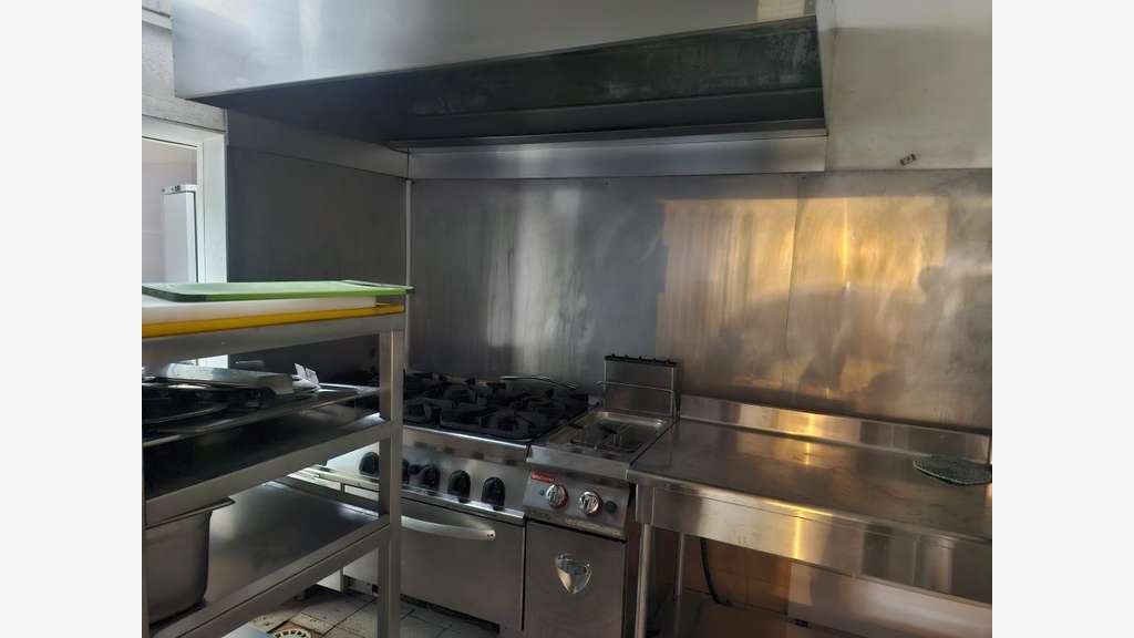 A louer local commercial 92m² extraction à Limoges