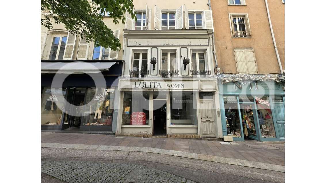 LIMOGES - LOCAL COMMERCIAL à louer