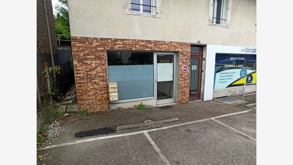 A louer local 26m² dans commune au Nord Limoges  