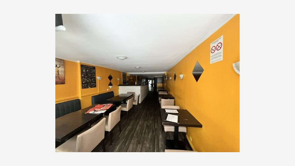 Local commercial PMR avec extraction à LIMOGES !