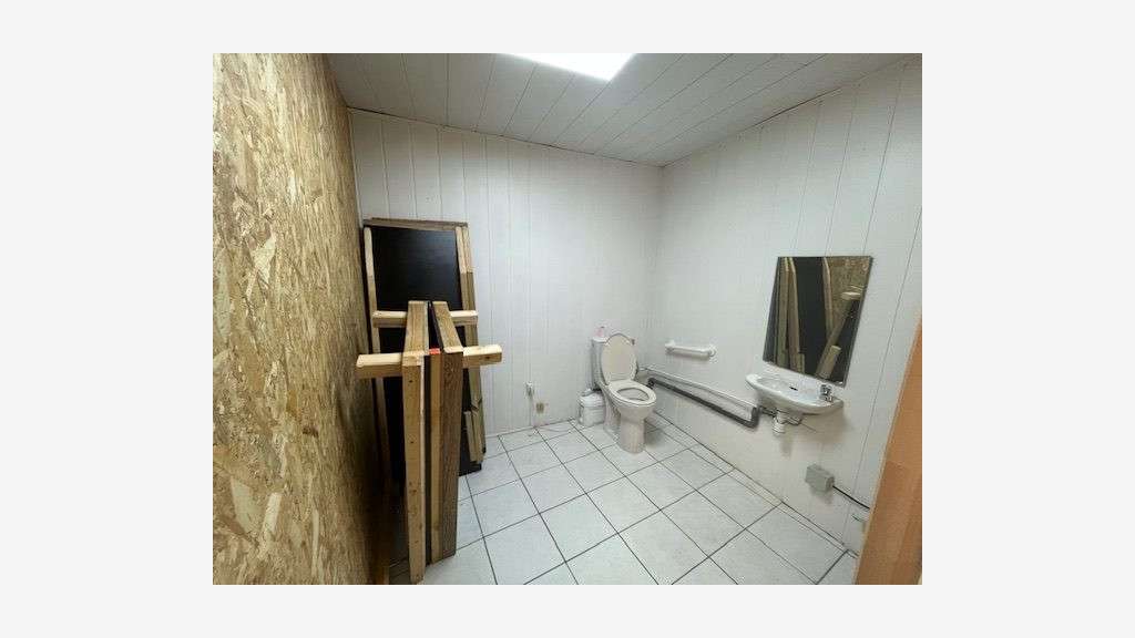Local commercial de 53,70 m² à LIMOGES