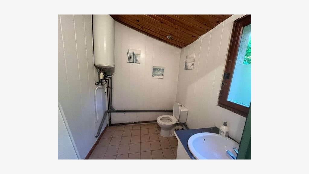 Local commercial de 53,70 m² à LIMOGES