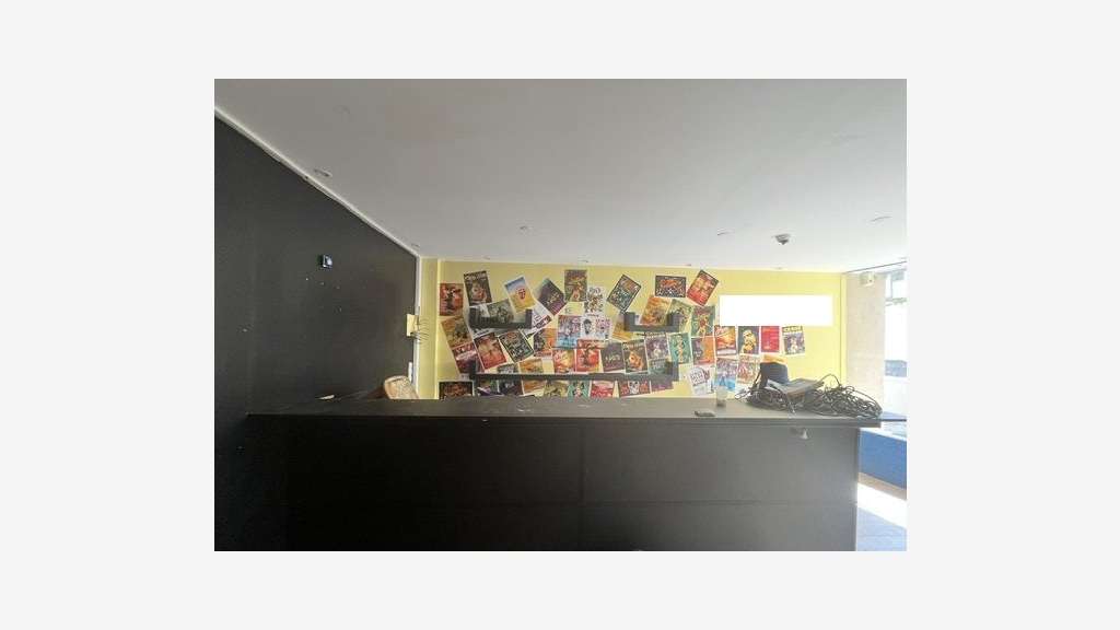 Location d'un local commercial avec cour dans le