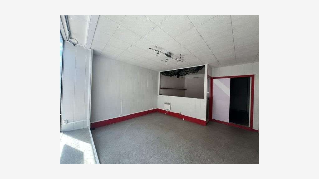 Location ensemble commercial de 280m² à Limoges