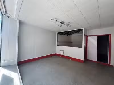 Location ensemble commercial de 280m² à Limoges