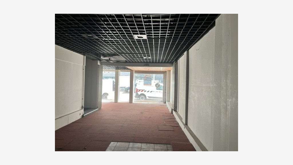 Location ensemble commercial de 280m² à Limoges