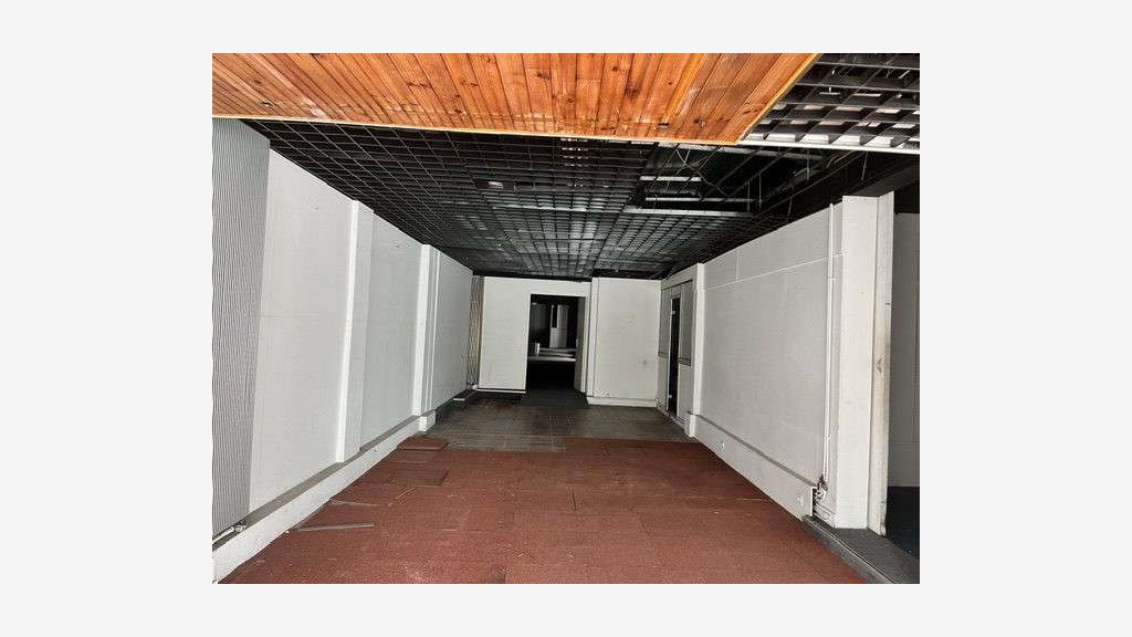 Location ensemble commercial de 280m² à Limoges