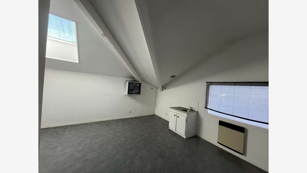 Loue charmant local commercial 76m² proche Limoges